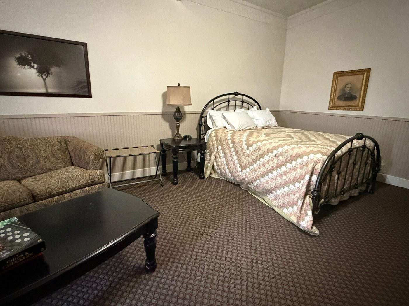 Image of The Hotel Rhea - Walnut Ridge