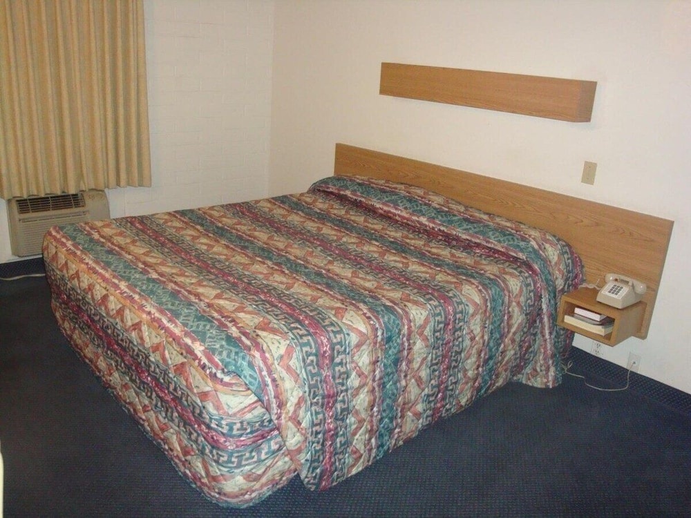 Image of Traveler's Inn