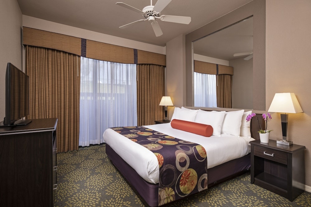 Image of London Bridge Resort