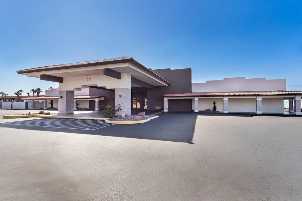 Image of Quality Inn & Suites Lake Havasu City