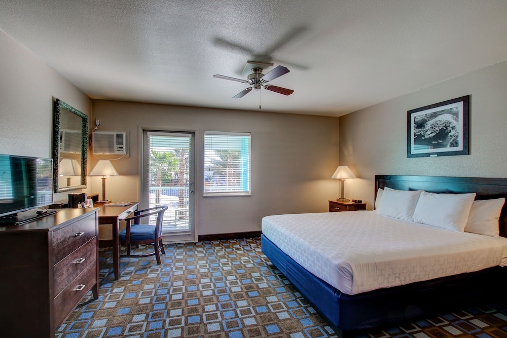 Image of The Nautical Beachfront Resort