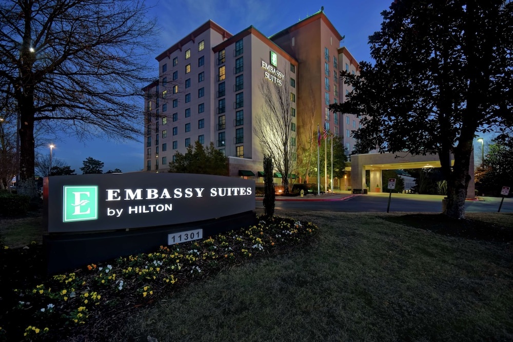 Image of Embassy Suites Little Rock
