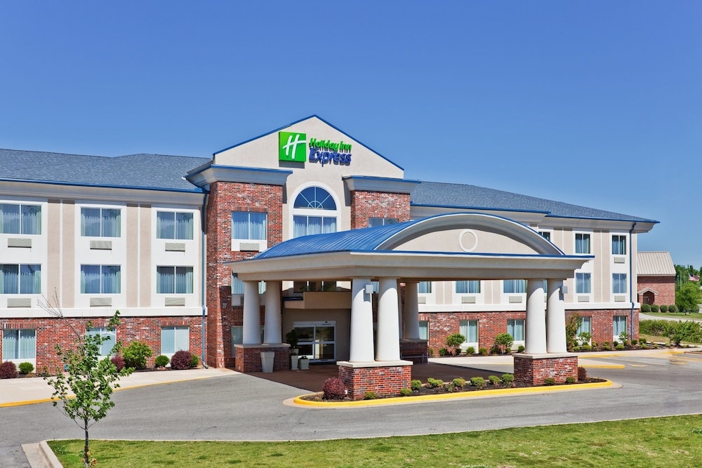 Image of Holiday Inn Express - Paragould
