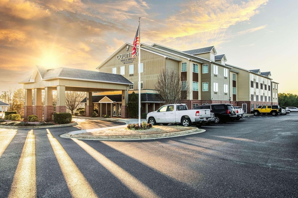 Image of Country Inn & Suites by Radisson, El Dorado, AR