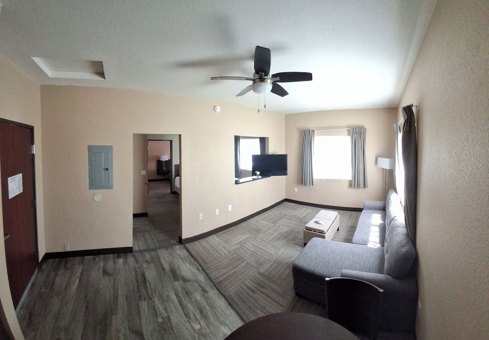 Image of Island Suites Hotel