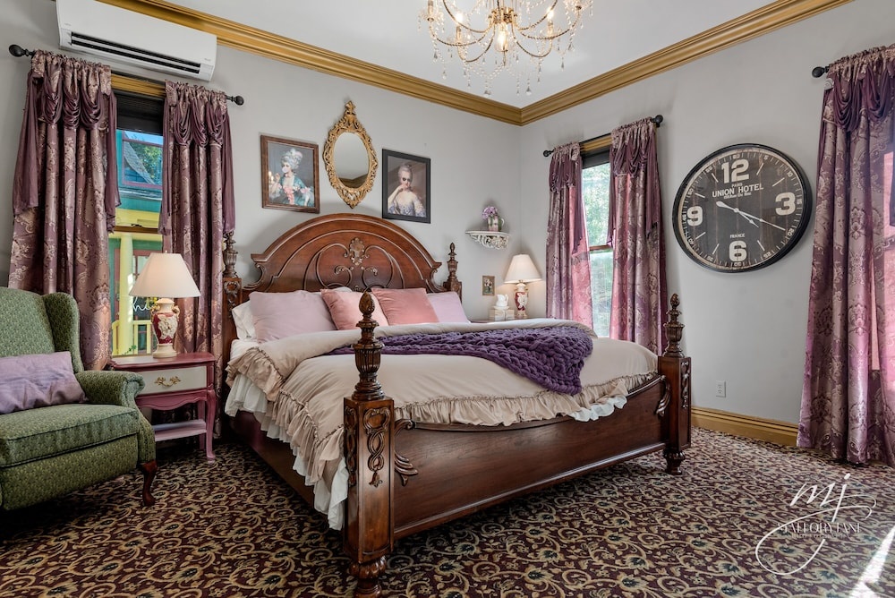 Image of Peabody House Historic Inn