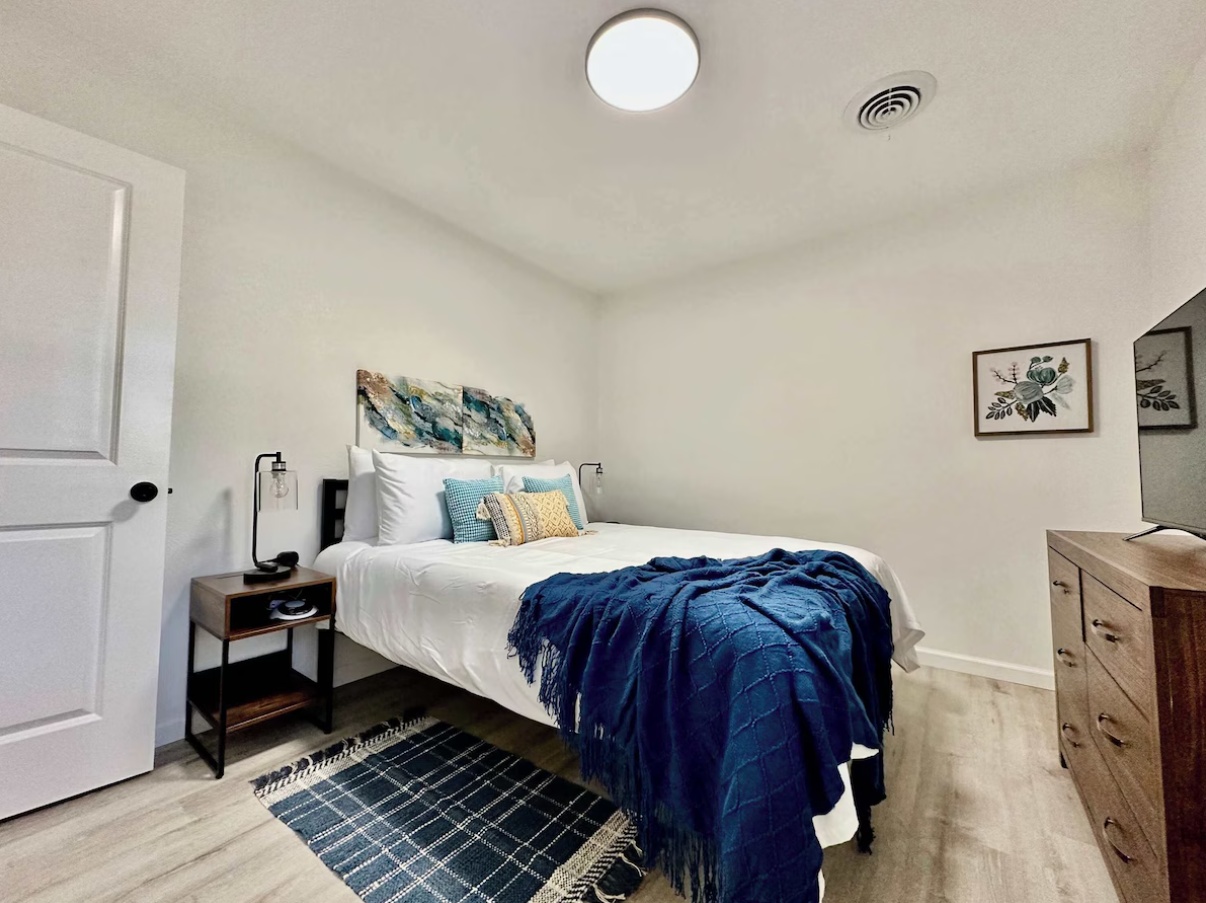 Image of Modern Family Friendly Retreat