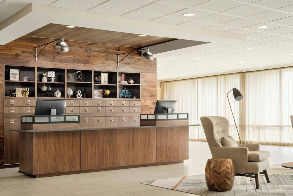 Image of Four Points by Sheraton Savannah Airport