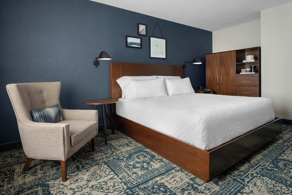 Image of Four Points by Sheraton Savannah Airport