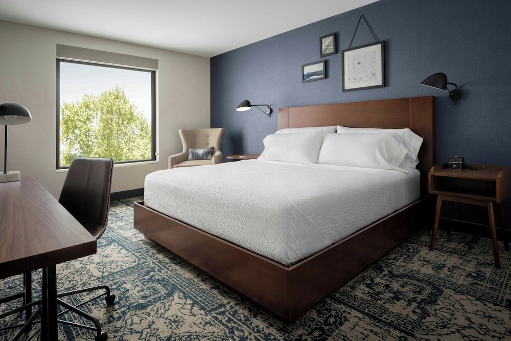 Image of Four Points by Sheraton Savannah Airport