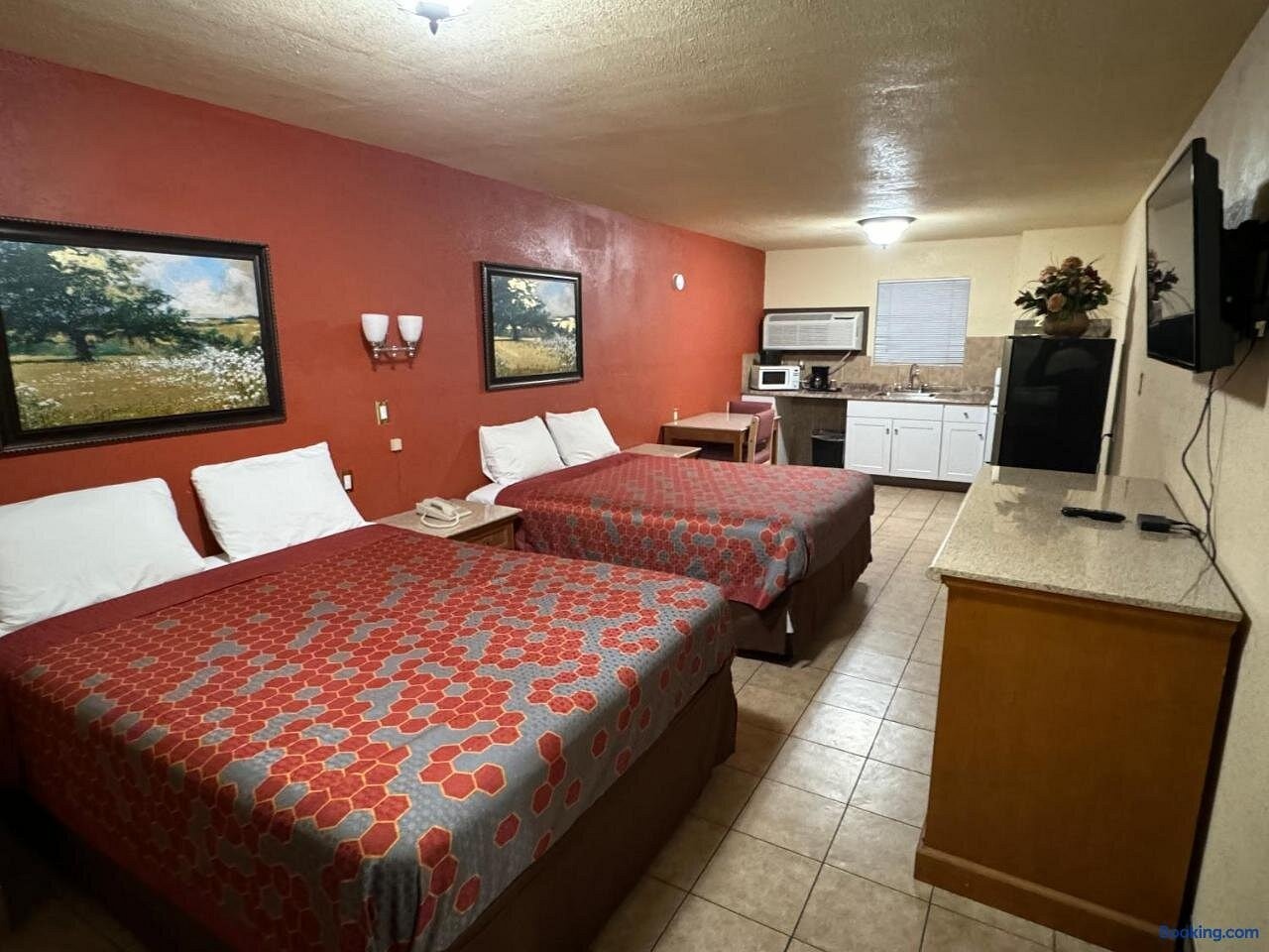 Image of Havasu Inn & Suites