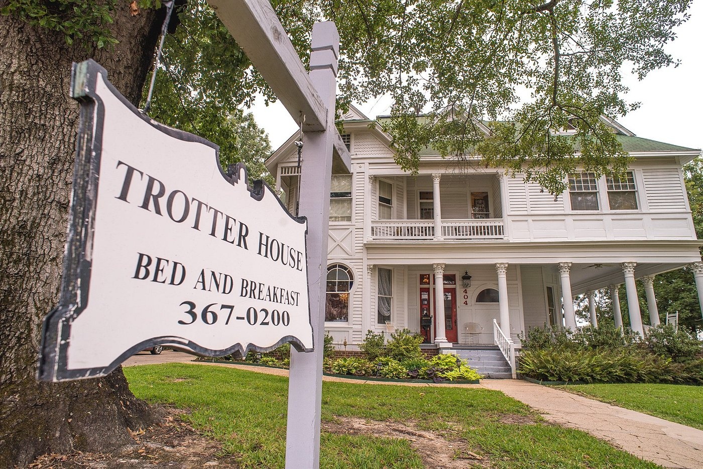 Image of UAM Trotter House