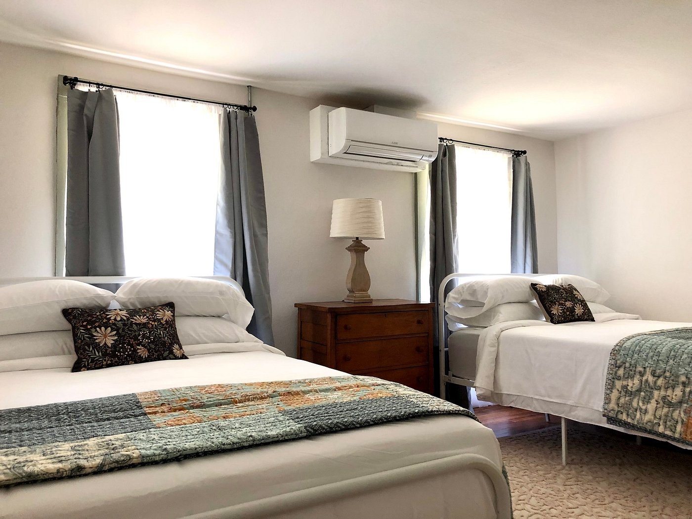 Image of Calico Riverview Inn