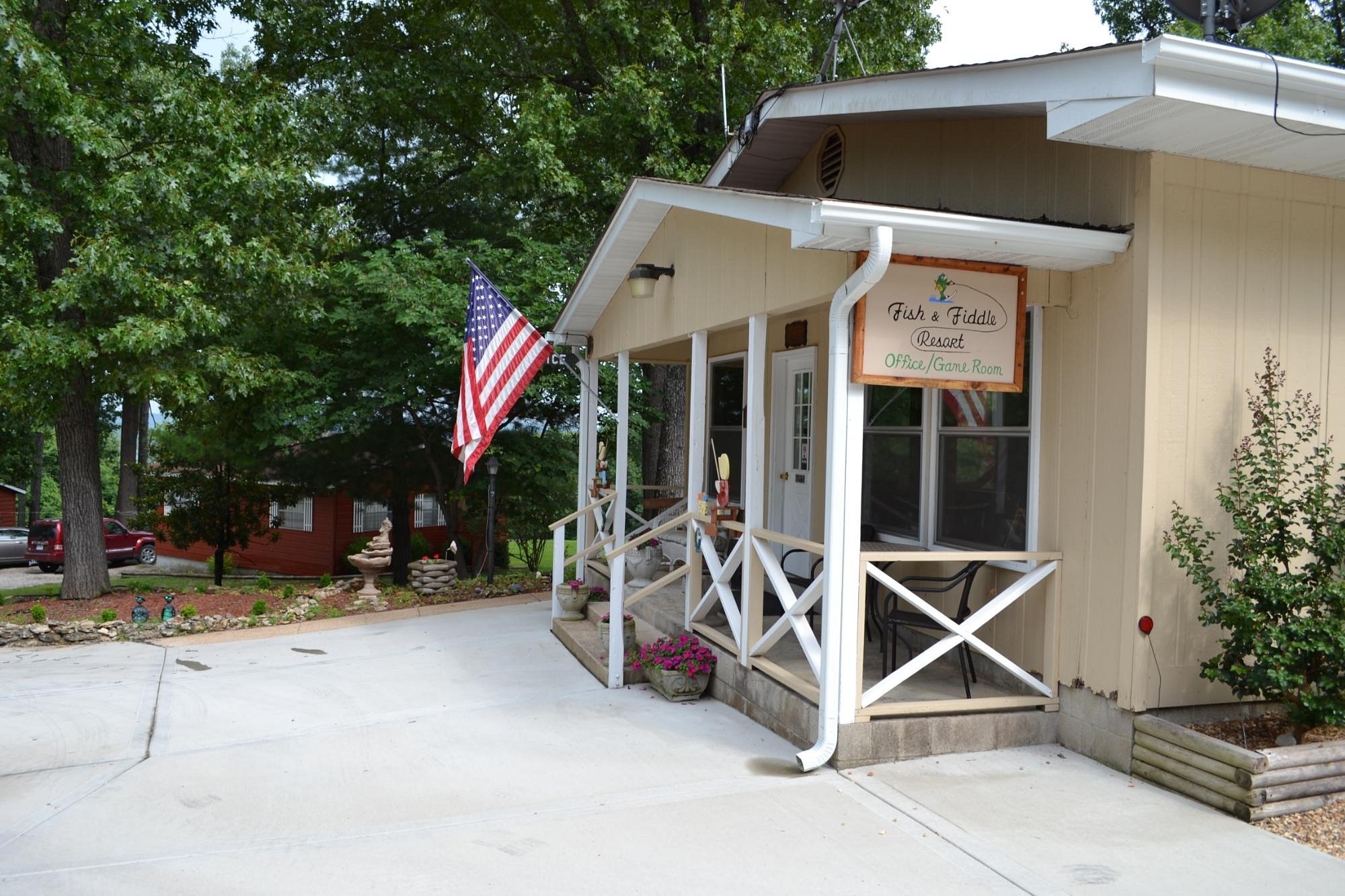 Image of Fish & Fiddle Resort