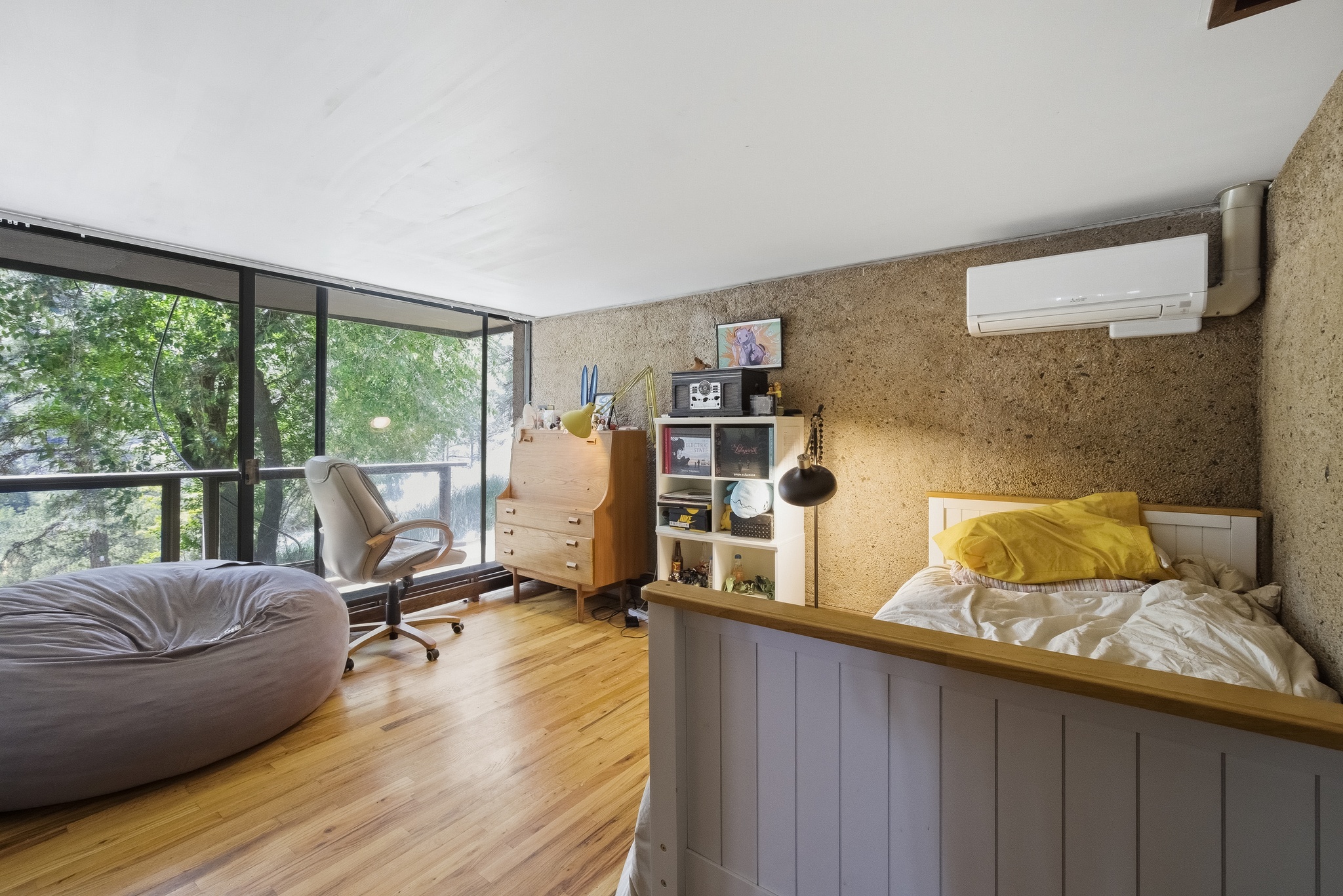 Image of Mid-Century Mountain Retreat