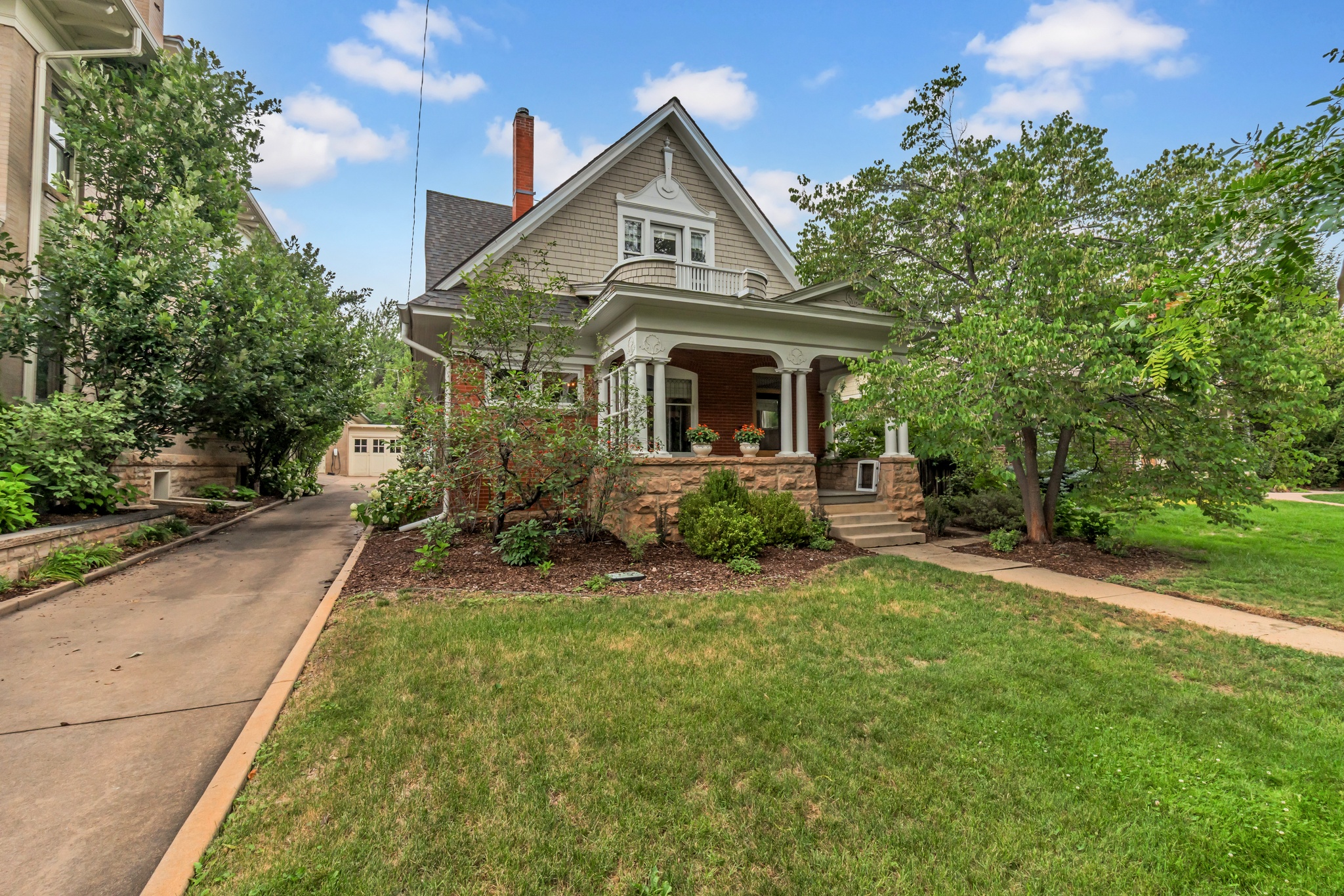 Image of Mapleton Hill Historic Living