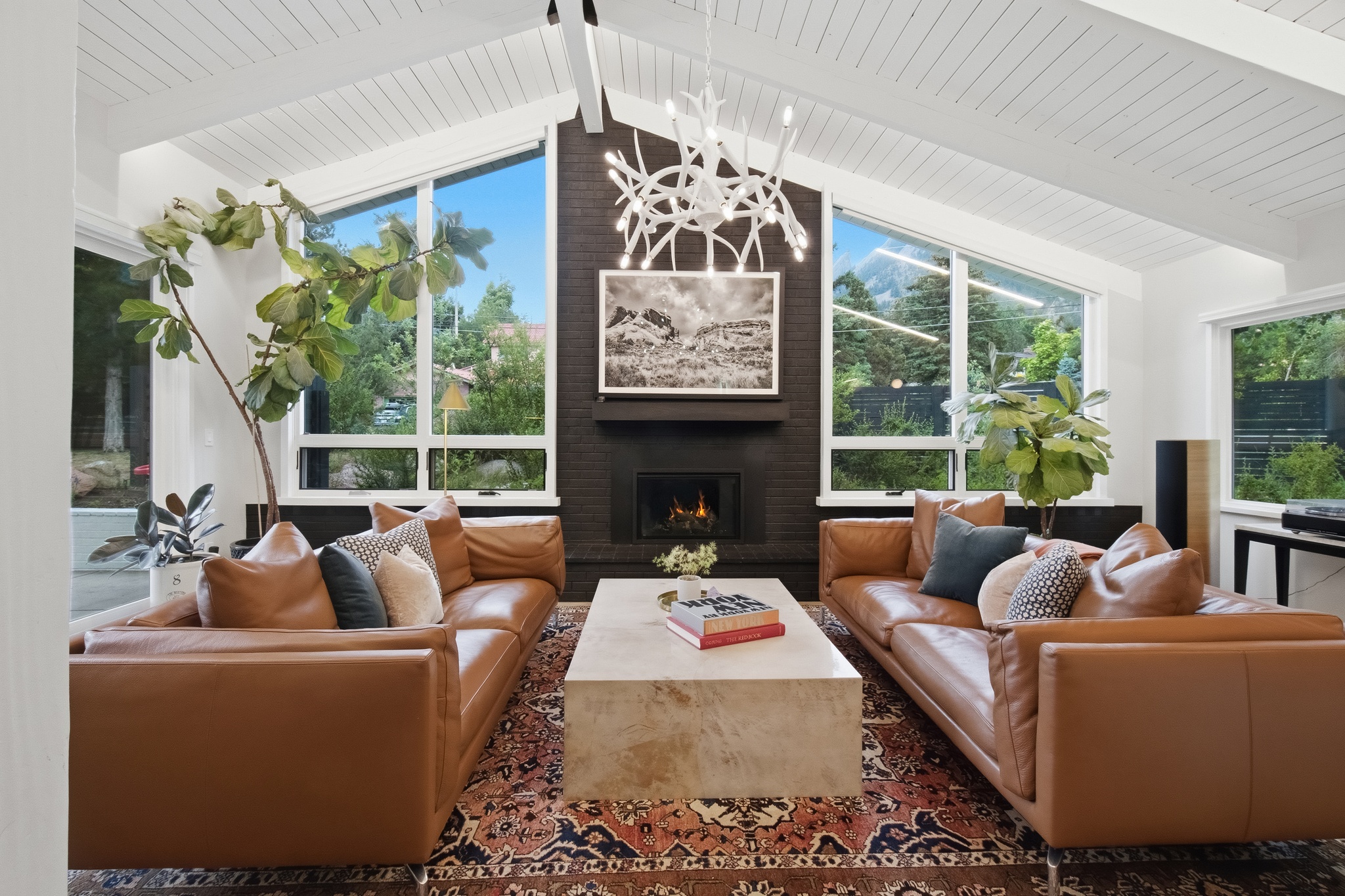 Image of Foothills Estate Retreat