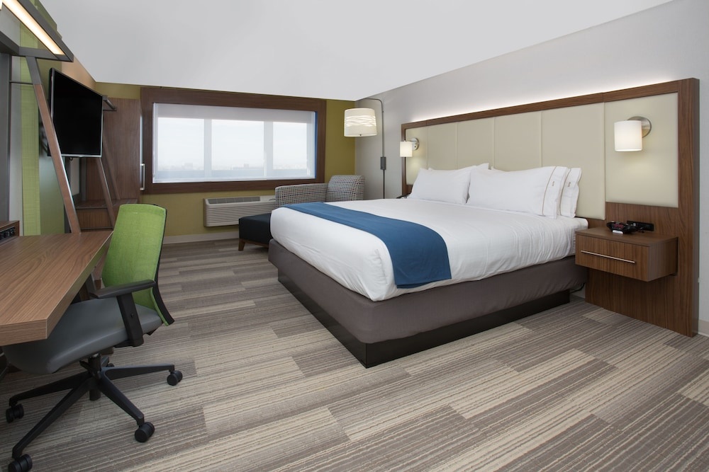 Image of Holiday Inn Express Bryant-Benton Area