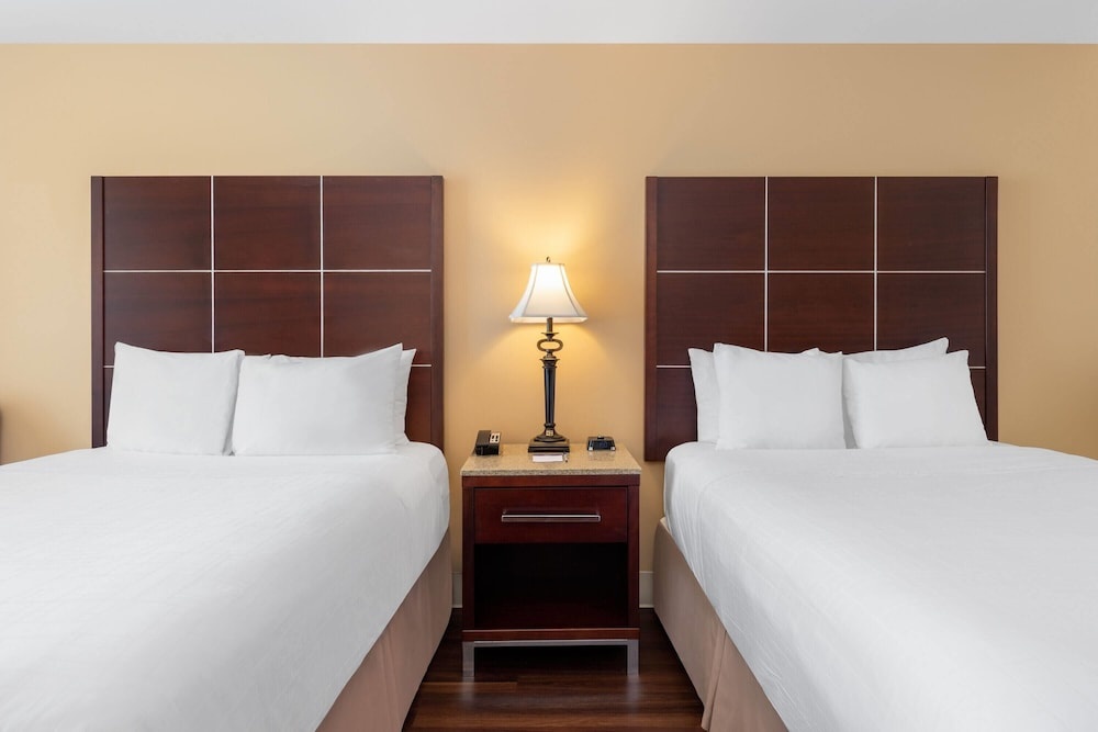 Image of Wyndham Riverfront Little Rock
