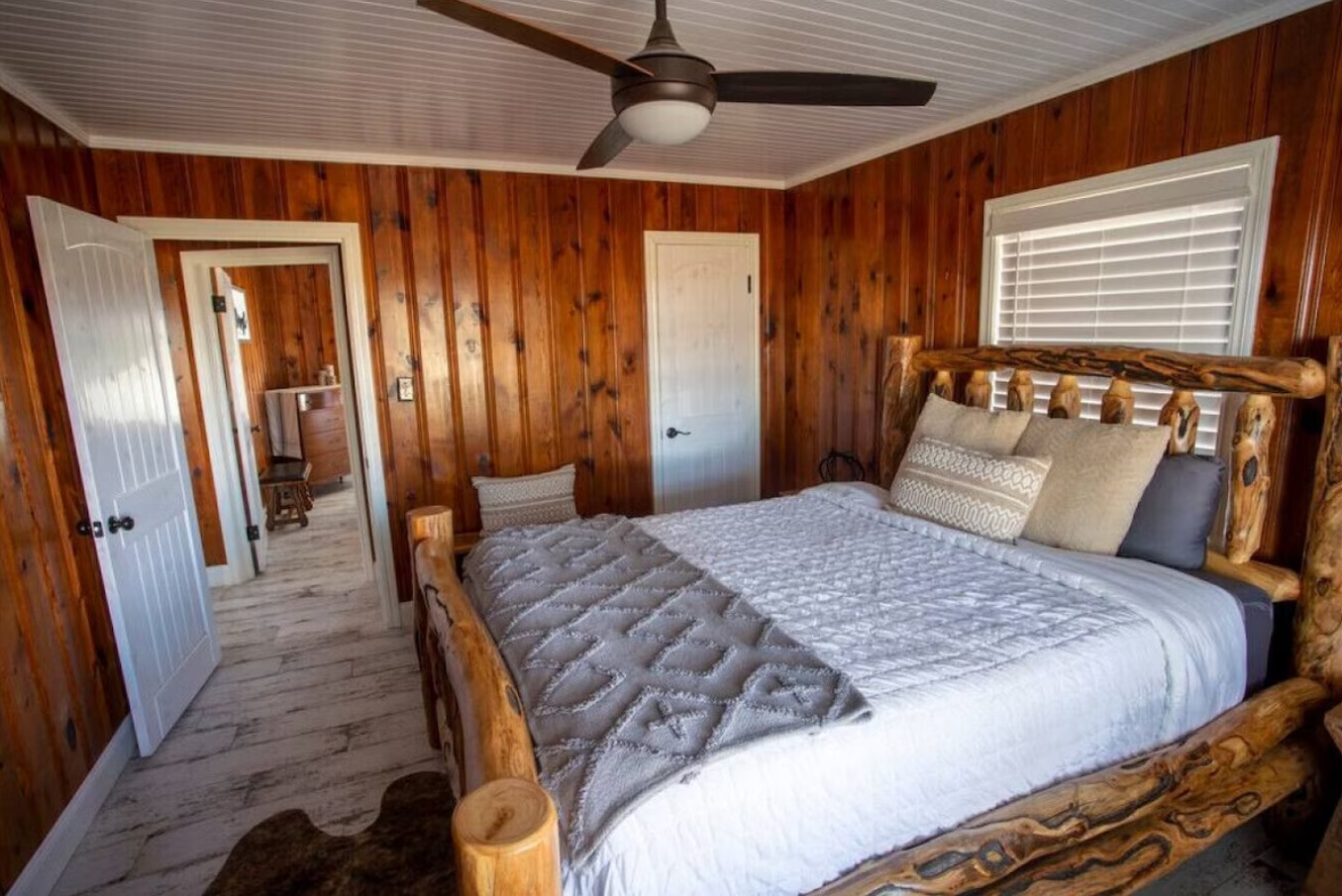 Image of Nebo’s Foot: hike and bike cabin escape