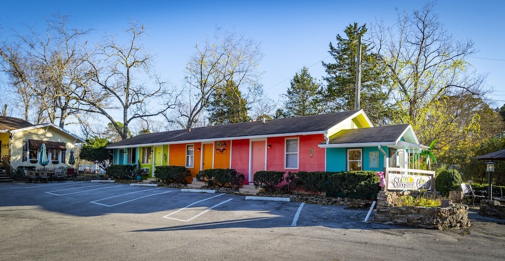 Image of Sherwood Court
