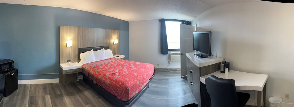 Image of Blueway Inn & Suites Roseville