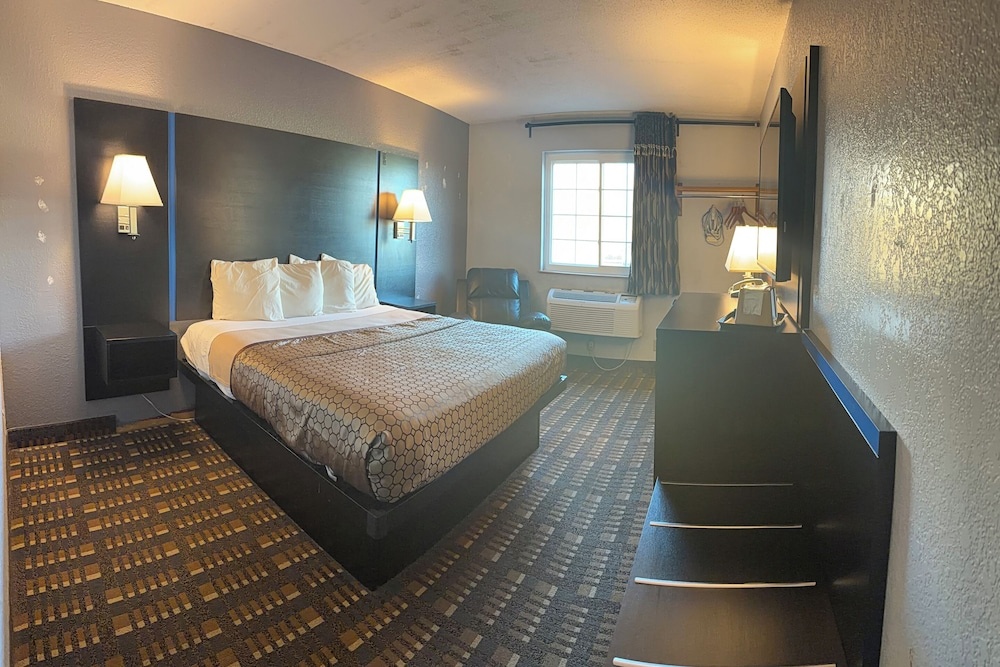 Image of Coratel Inn and Suites by Jasper Stillwater