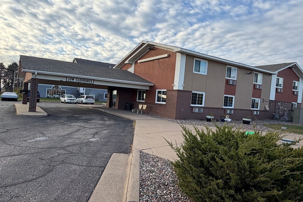 Image of Coratel Inn and Suites by Jasper Stillwater