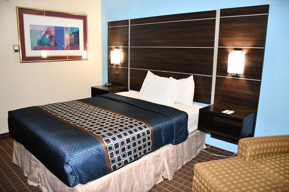 Image of Stillwater Inn & Suites