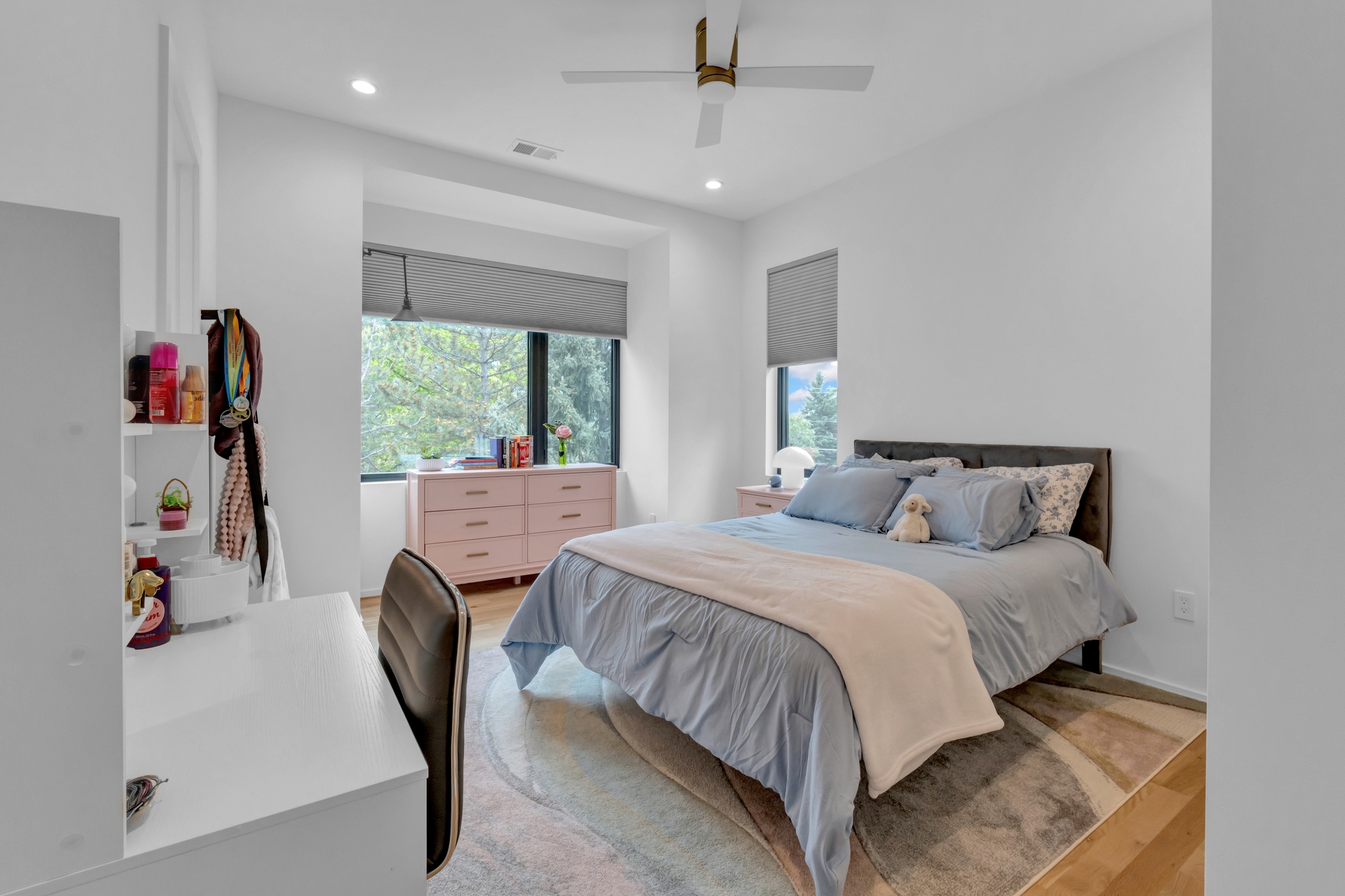 Image of Contemporary Retreat with Elevated Boulder Living