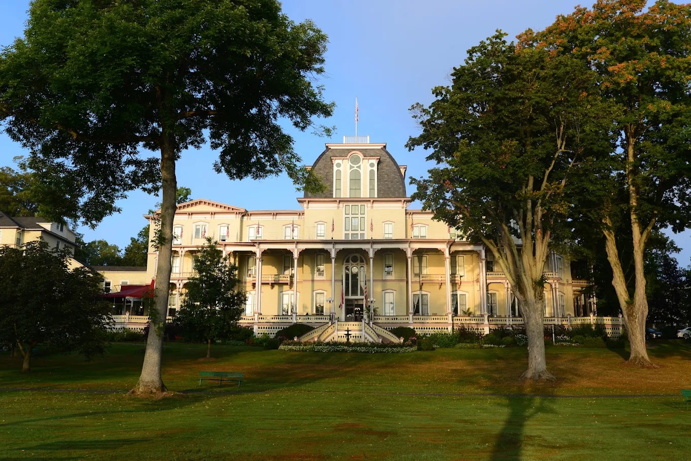 Image of Athenaeum Hotel