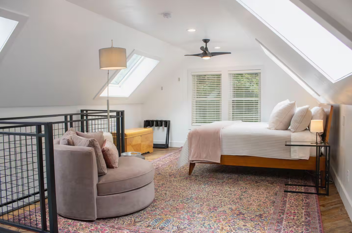 Image of Charlsen South Hill Carriage House
