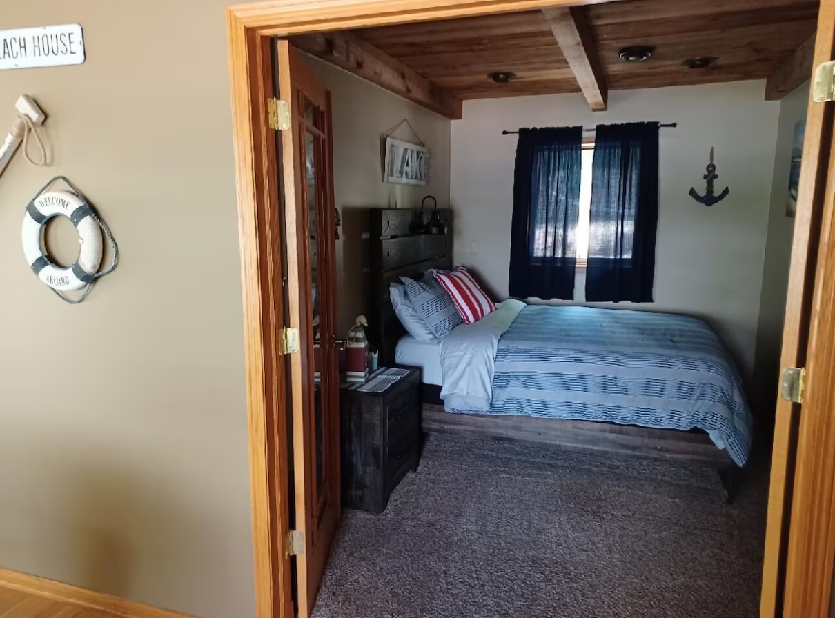 Image of Rustic Lodge at Old Sawmill Marina
