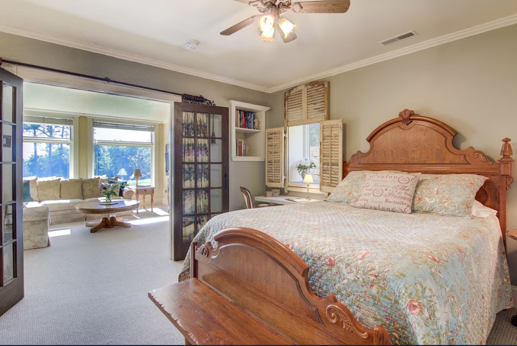 Image of Scenic Overlook Cottage
