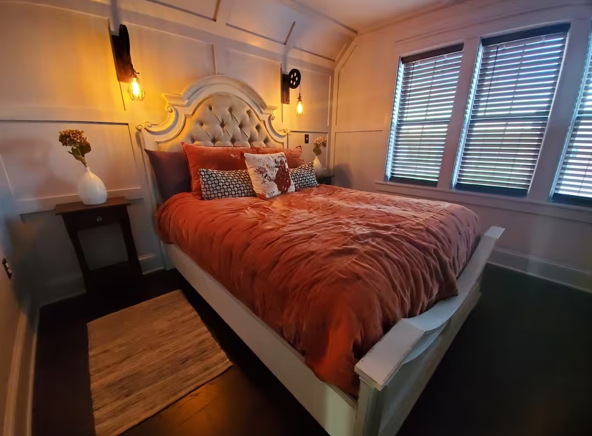Image of The Lil Suite of Historic Stillwater