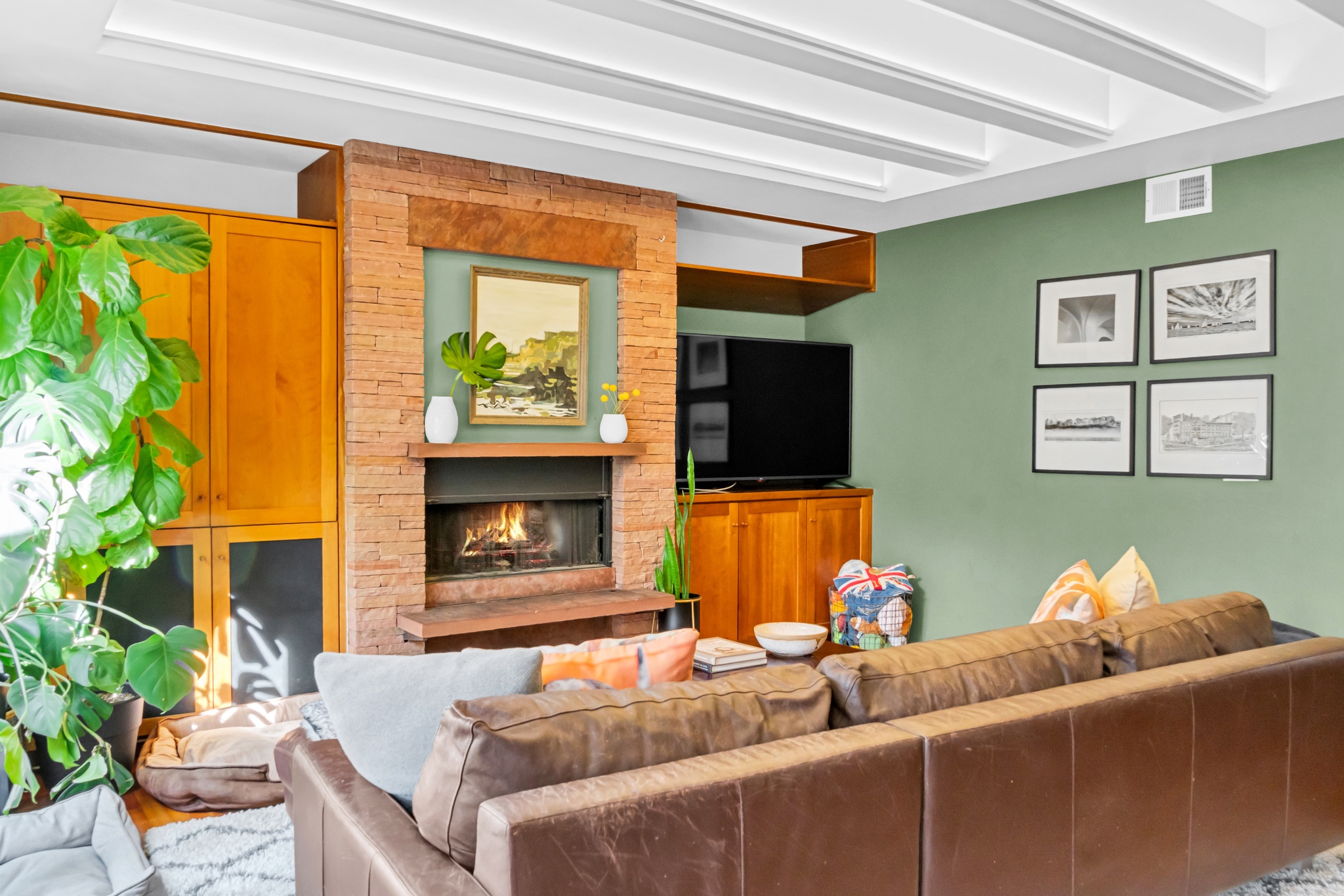 Image of Secluded University Hill Retreat