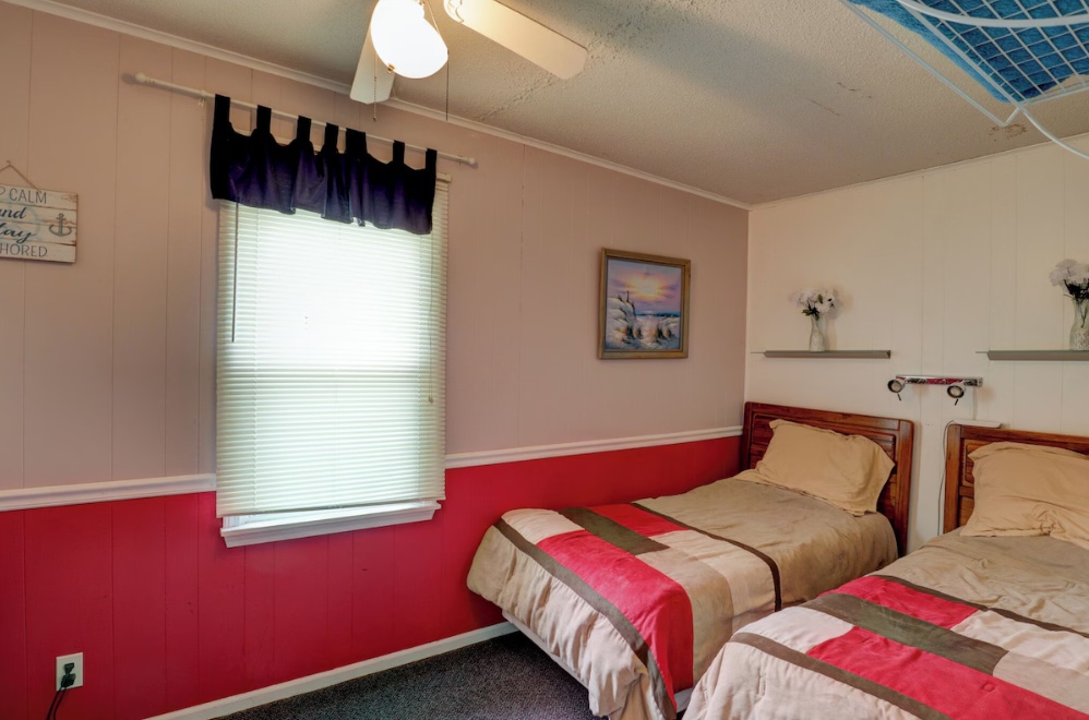 Image of Maple Bay Get-A-Way