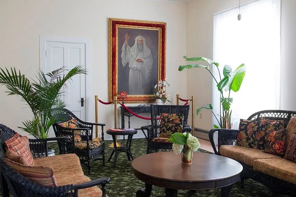 Image of Maplewood Hotel