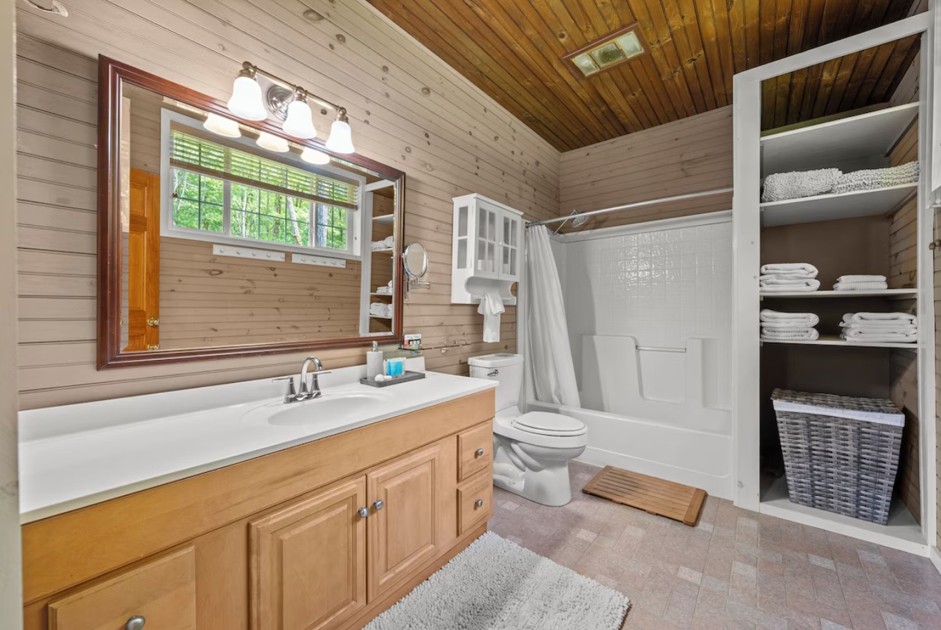 Image of Chautauqua Farmhouse Retreat