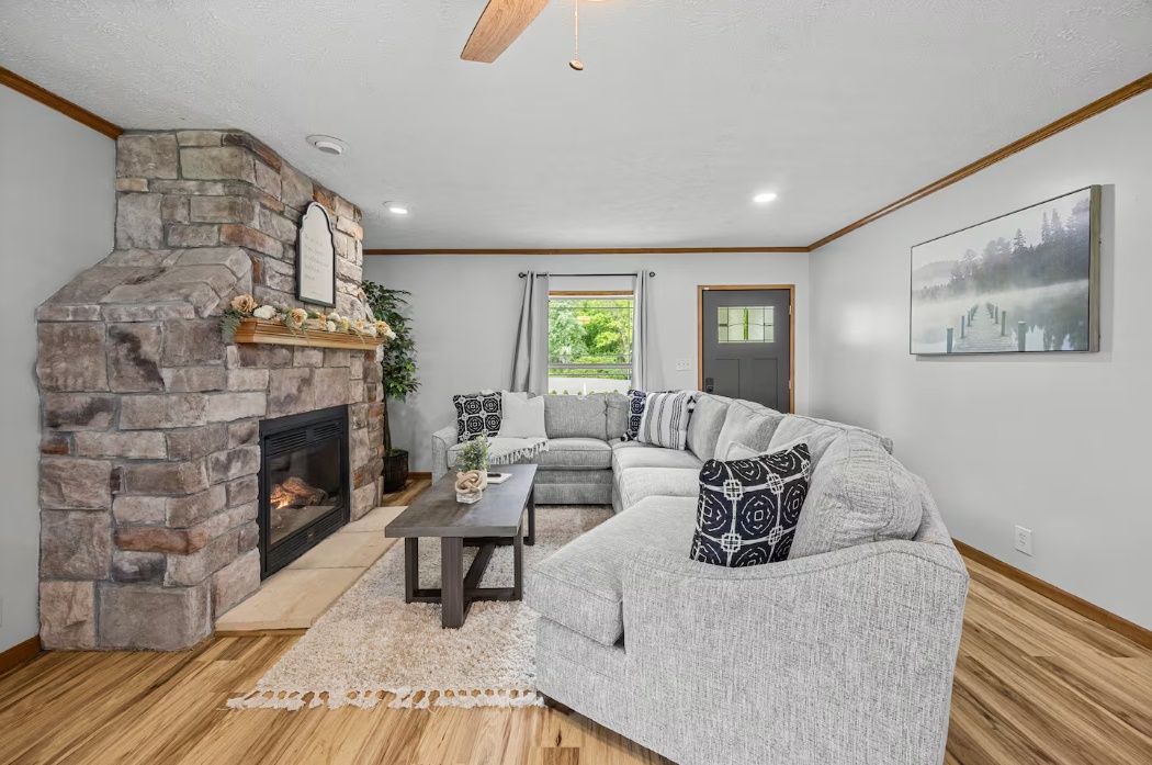 Image of Island View Cottage