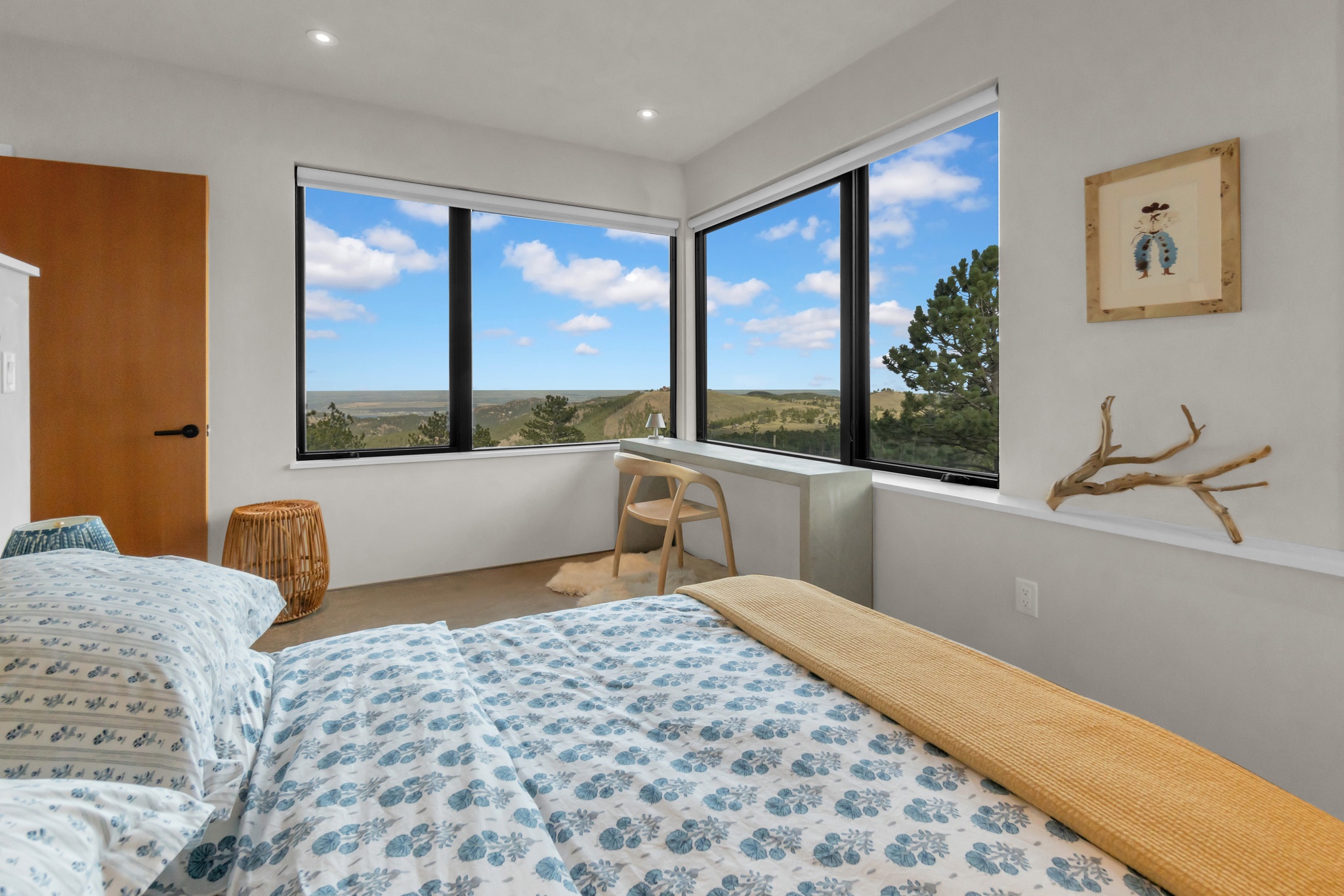 Image of Sunshine Canyon Mountain Home