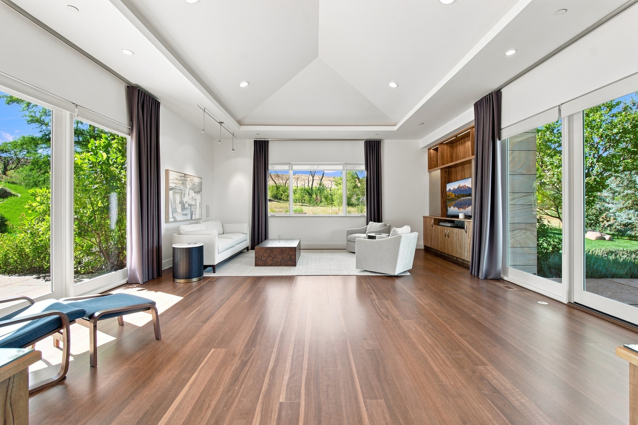 Image of Paragon Estates — Gated private sanctuary with spectacular mountain views