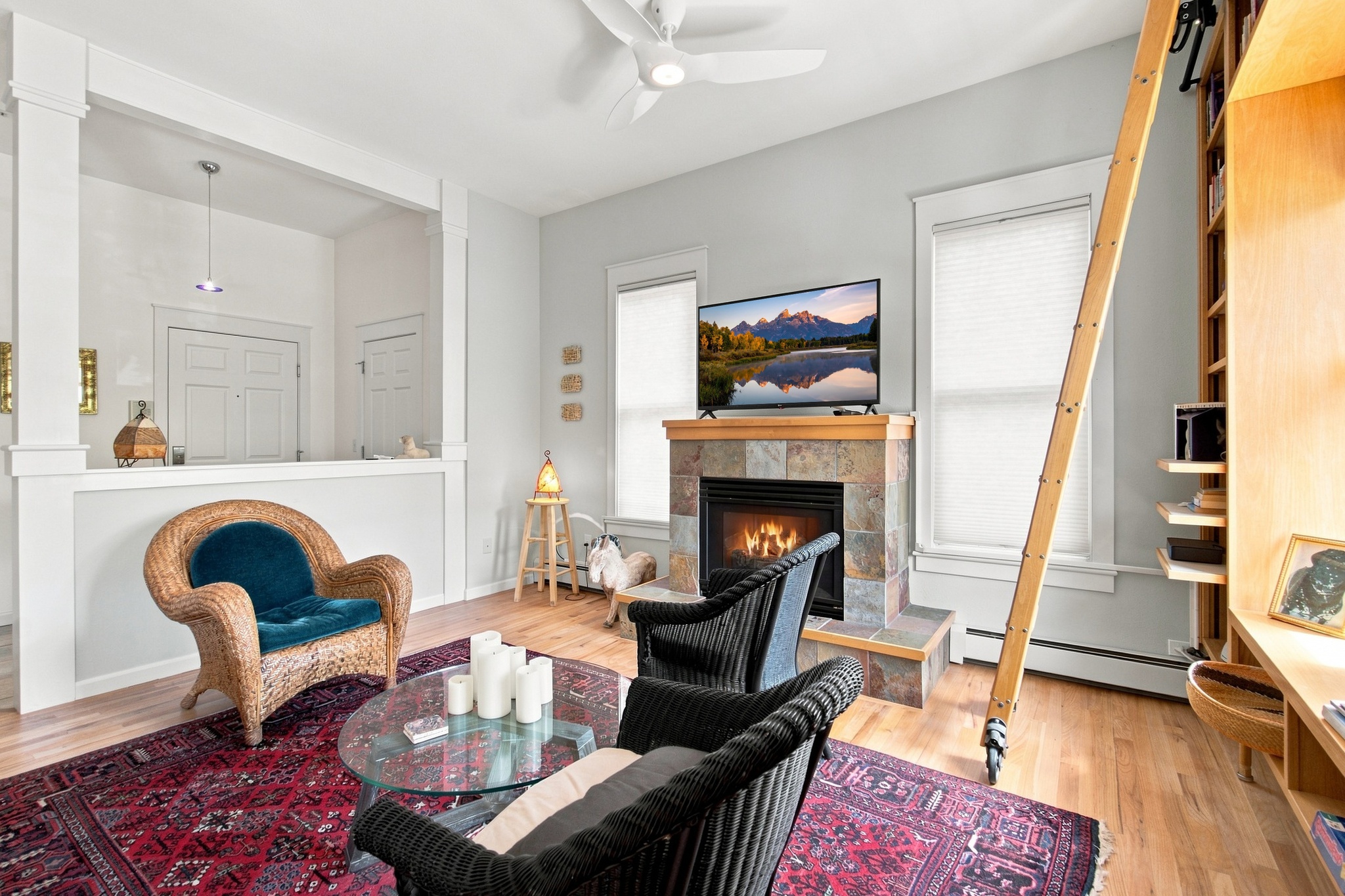 Image of Downtown Pied-à-Terre Townhome On Pearl Street & Near CU Boulder