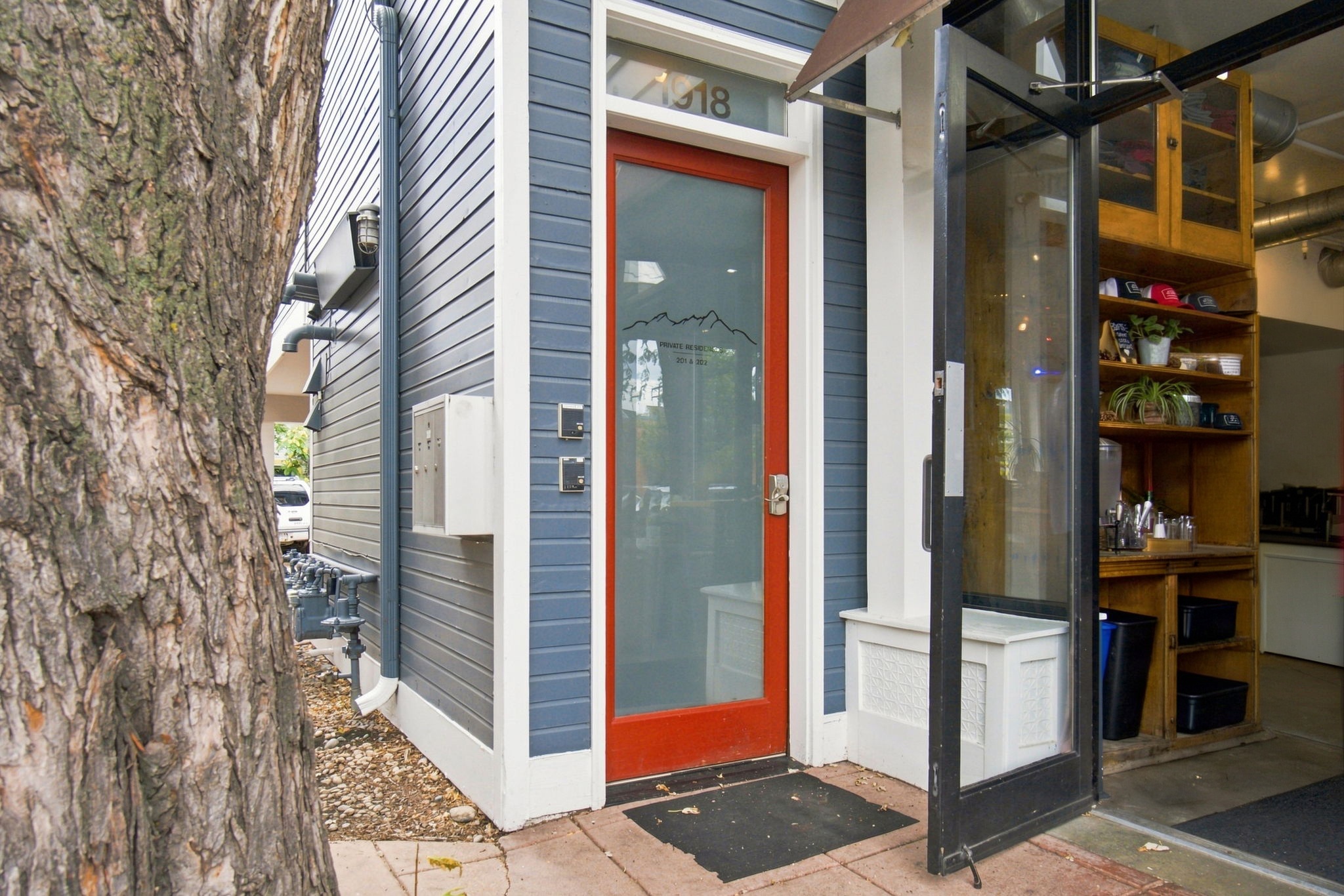 Image of Downtown Pied-à-Terre Townhome On Pearl Street & Near CU Boulder