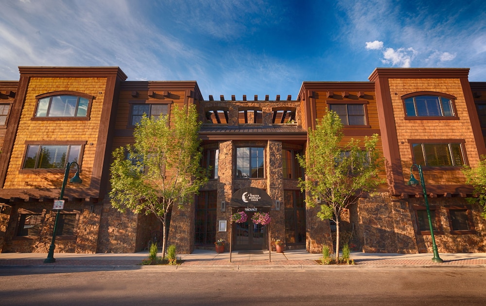 Image of White Buffalo Club