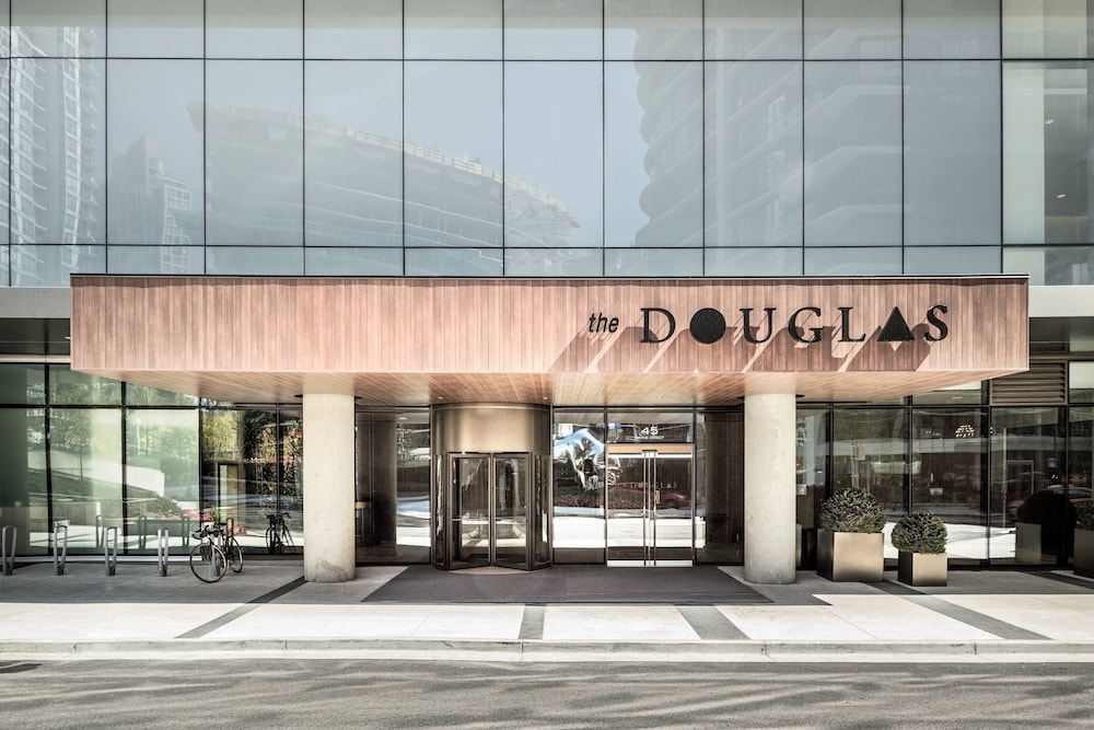 Image of the DOUGLAS, Autograph Collection