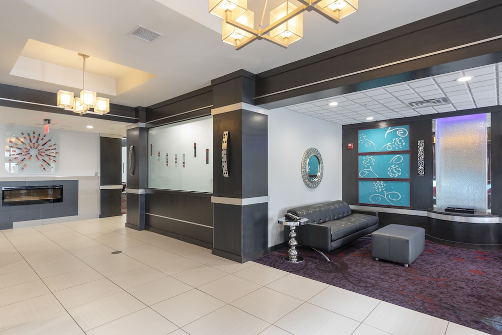 Image of Holiday Inn Express Hotels & Suites Columbus-Polaris Parkway