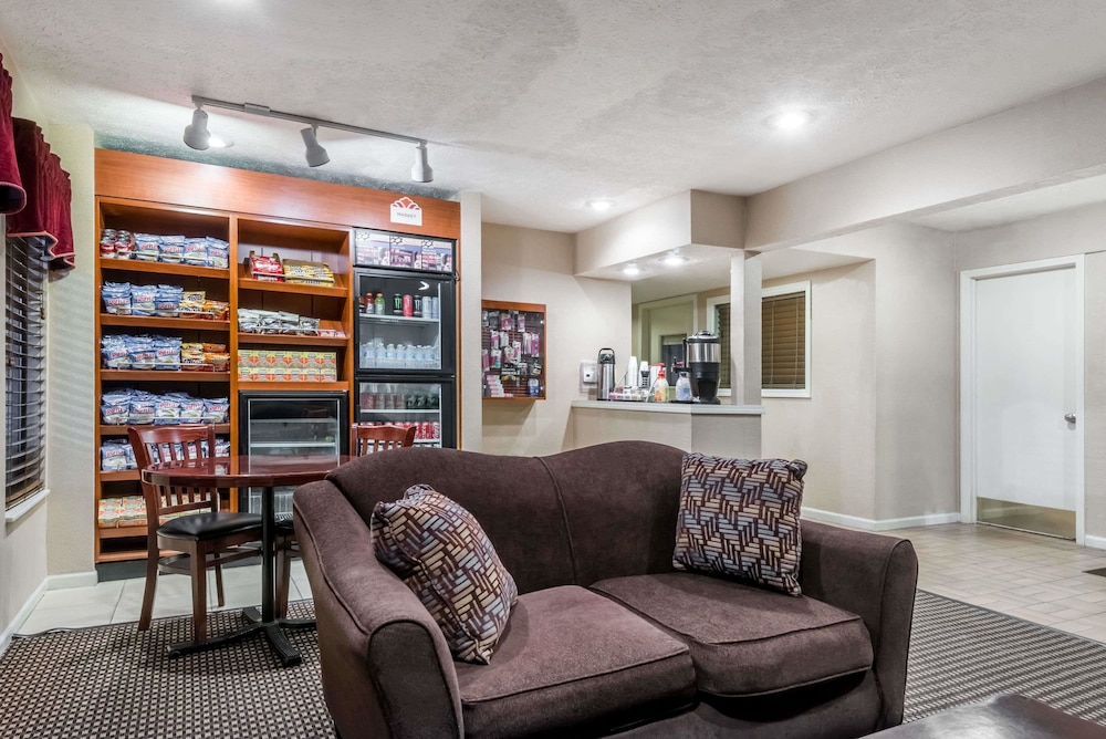 Image of Hawthorn Suites by Wyndham Columbus North