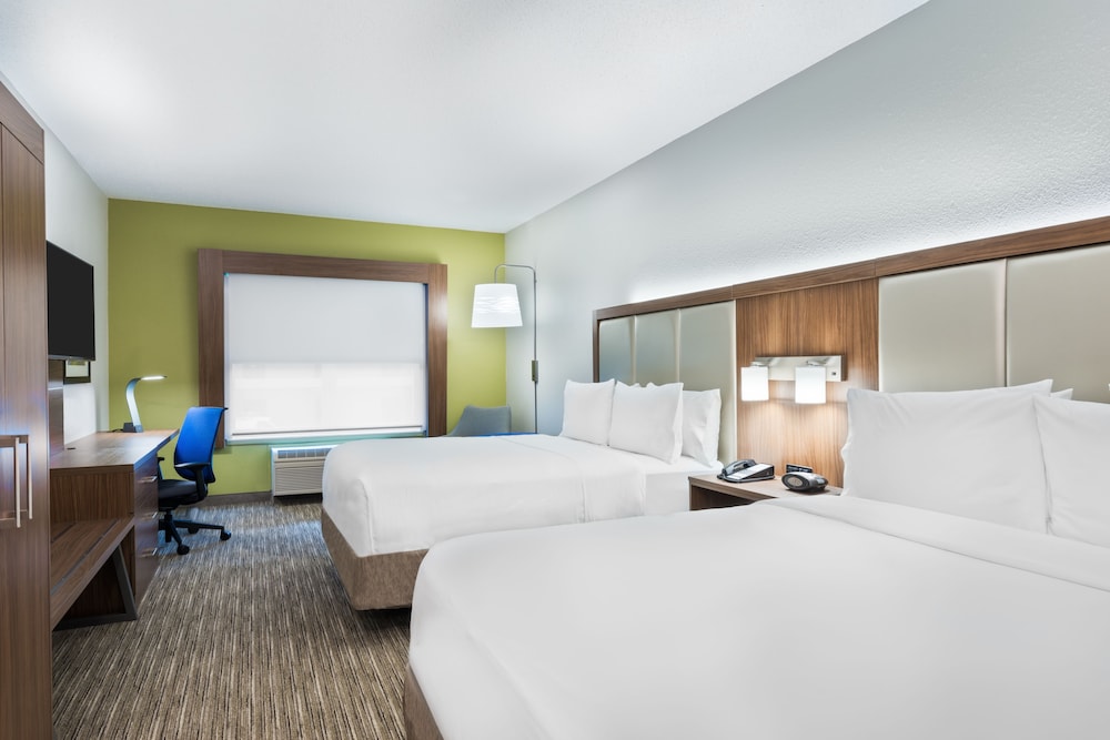 Image of Holiday Inn Express & Suites Columbus Airport East