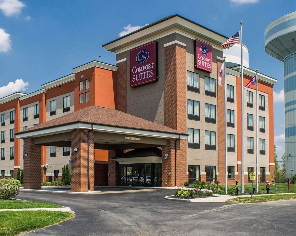 Image of Comfort Suites East Broad at 270
